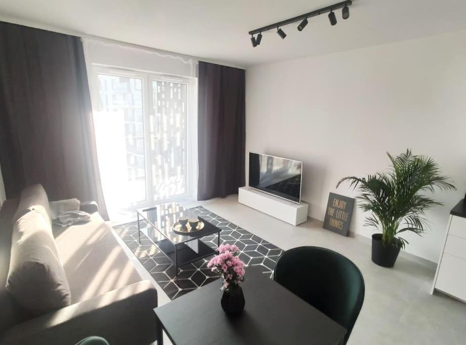 New 69 Apartment Szybowcowa Centre Katowice Free Parking Exterior foto